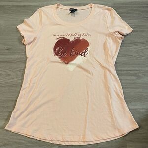 Delusional, pink be kind graphic cotton blend short sleeve t shirt medium